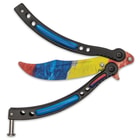 It has a 4 1/4” stainless steel trainer blade with a photography quality water transfer design of vivid primary colors