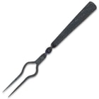 The serving fork's full length