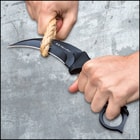 United Cutlery Hawk Axe And Karambit Combo