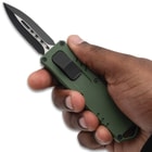 Iron Viper Green in hand