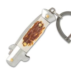 The keychain in closed position.