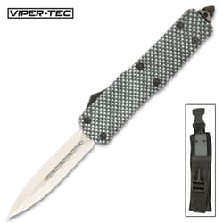 Perfect for those of you who want to carry a full-size knife without the extra bulk but that is still built for hard use