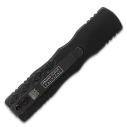 Close up image of the blade on the Mini OTF Automatic Knife.
