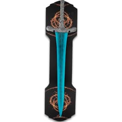 Dark Moon Greatsword with display