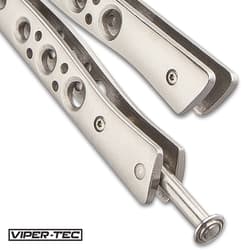 A stainless steel latch can secure the skeletonized handles either open or closed.