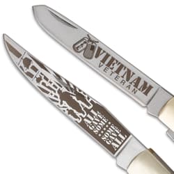 Veteran Trapper Knife blades close up