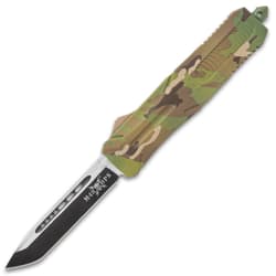 The OTF knife in its deployed position