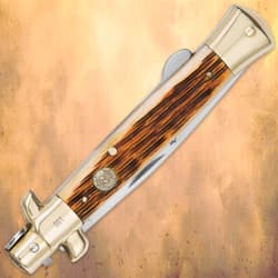 Closed Kissing Crane knife showing the jigged amber bone handle