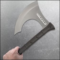 The 27” overall battle axe comes with a premium leather cover with heavy-duty belt loop and double-snap closure