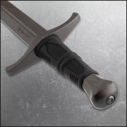 Close-up of Honshu dagger pommel and grip