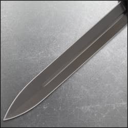Close-up of Honshu dagger blade tip