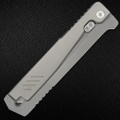 Gravity Knife