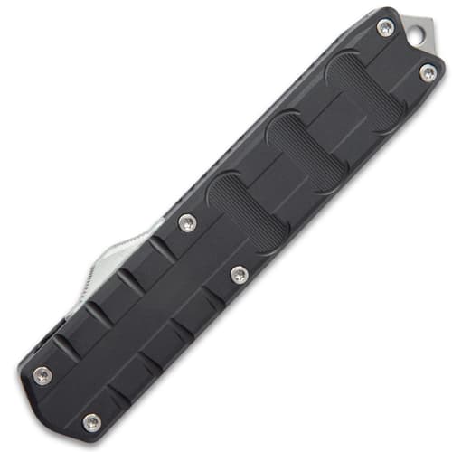 The grippy handle is lightweight 6061 T6 aluminum and it offers double-action deployment with a side loaded thumb slide