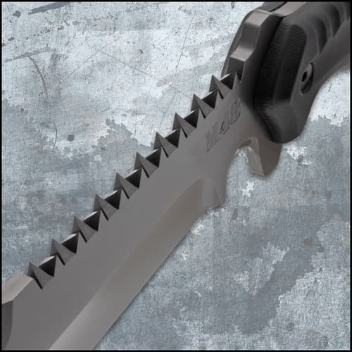 M48 Machete Gen 3 serrated spines