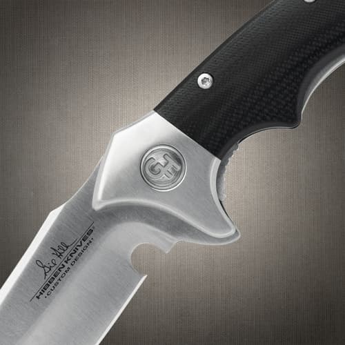 Full image of the Folding Recurve Kerambit closed.