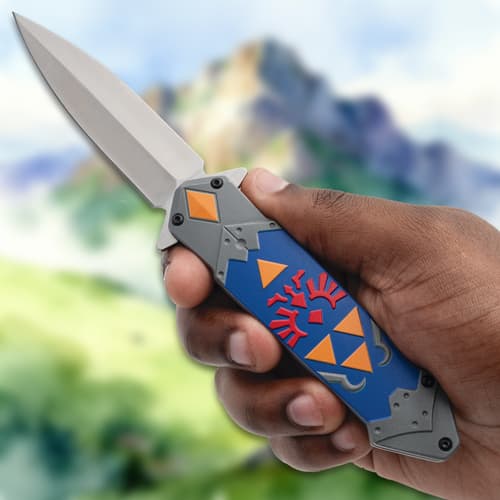 Zelda Knife in hand