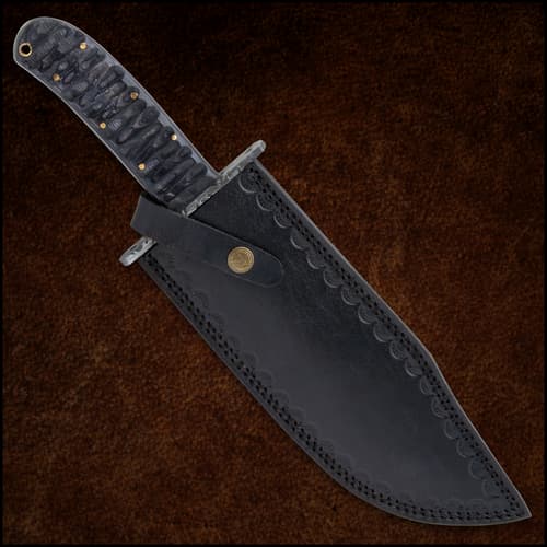 The full length of the Timber Wolf Shark Back Knife