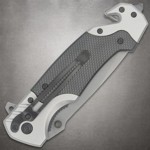 Folded Rampage knife with visible belt clip