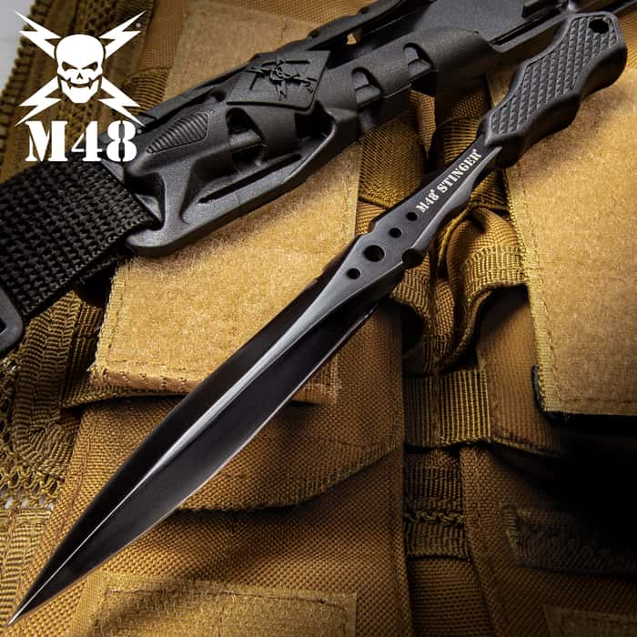 m48-stinger-urban-dagger-black-with-harness