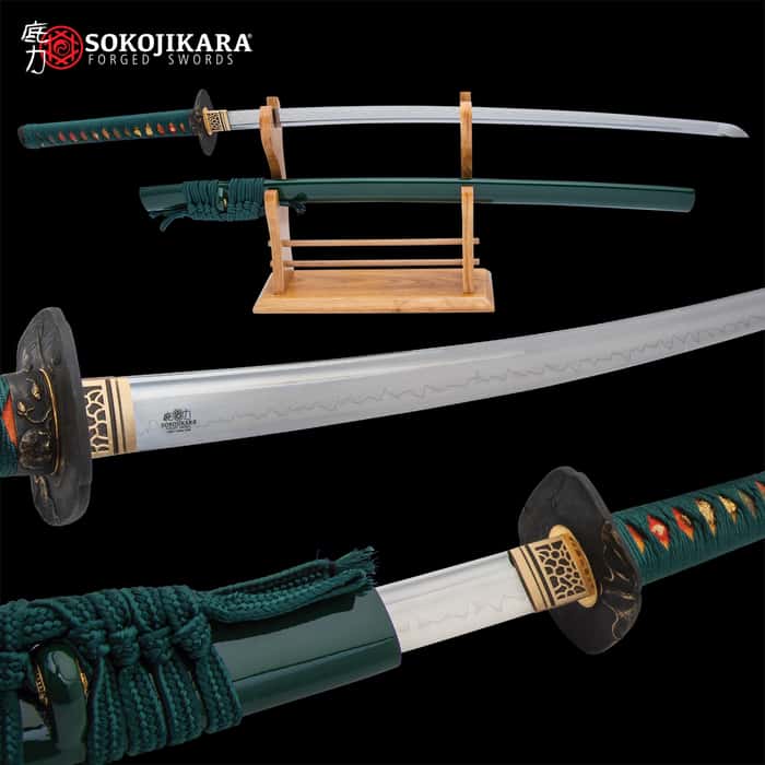 Painstakingly handcrafted sword, using only the finest materials for spectacular visual allure and tremendous potency