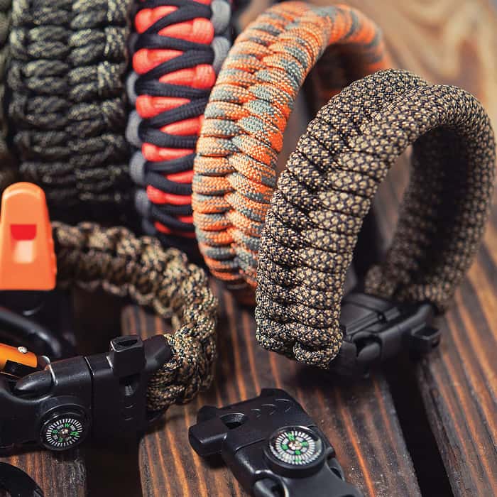 Paracord Projects For Camping And Survival Book