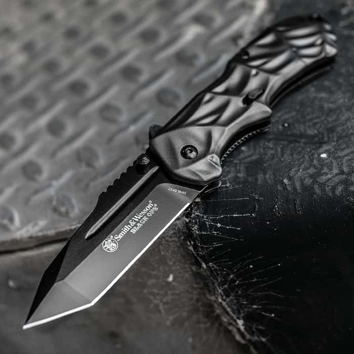 Smith & Wesson Black Ops Tanto Assisted