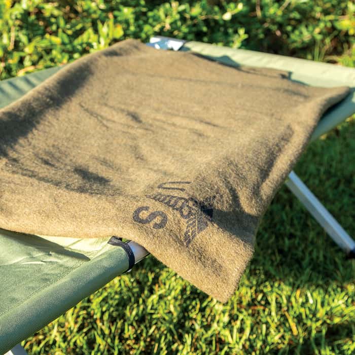Reproduction US Army Medic Wool Blanket 80