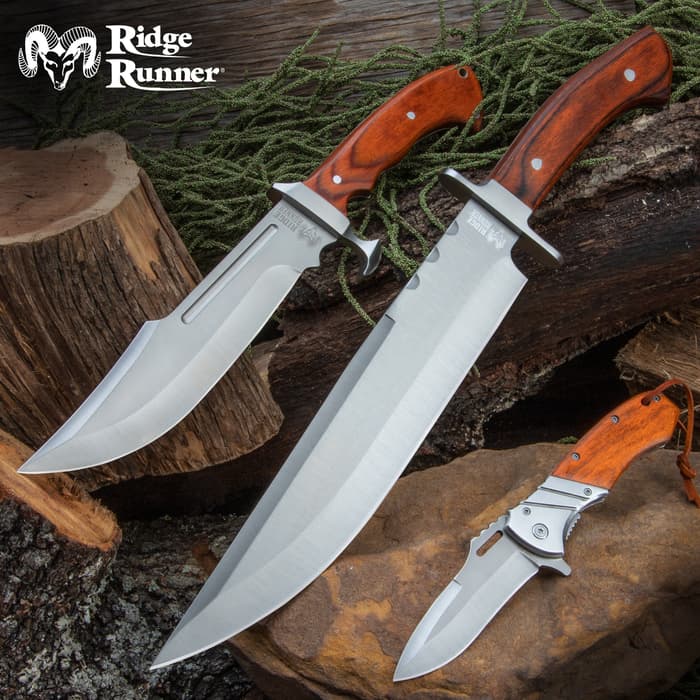 Our Woodsman’s Knife Set is a collection of Ridge Runner knives that features handsomely crafted, premium wooden handles