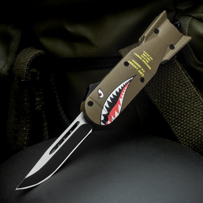 The Shark Bomber OTF Knife fully deployed