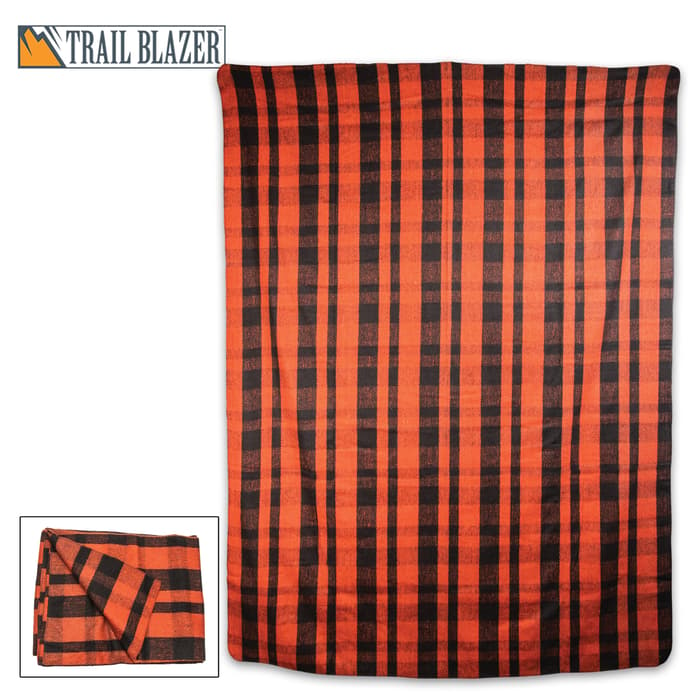 Bundle up and stay warm even in the coldest temperatures when you snuggle up in this oversized plaid wool blanket