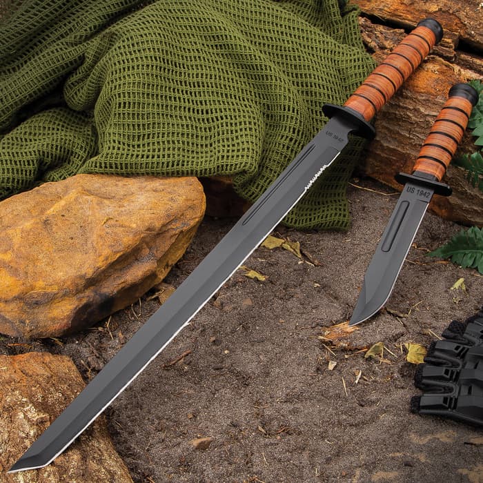 US 1942 Combat Fighting Knife And Sword Set - Stainless Steel Blades, Non-Reflective Finish, Stacked Leather Handles, Sheaths