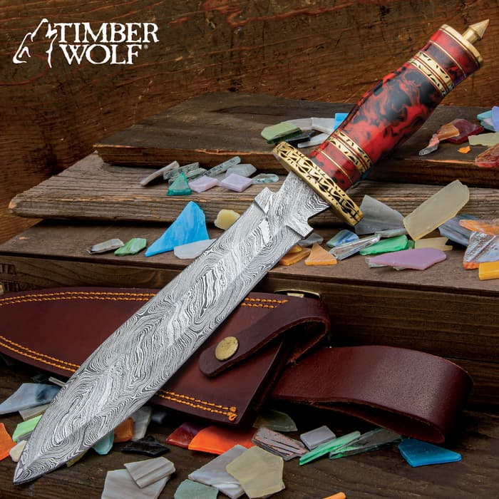 The Timber Wolf Seker Dagger takes its design influence from the Egyptian pantheon of gods that were a part of the underworld