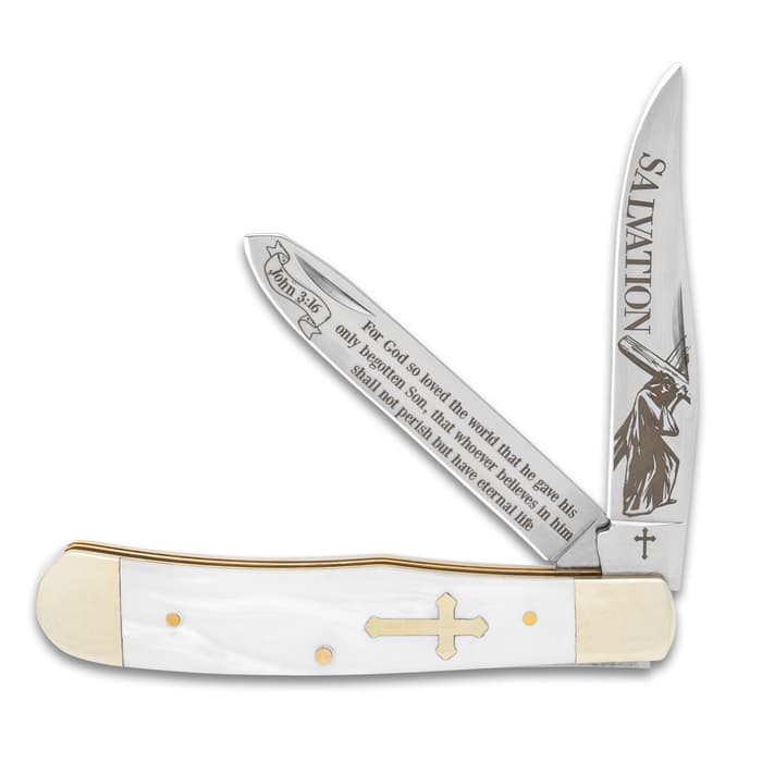 The Salvation Pearl Trapper Pocket Knife has two stainless steel blades