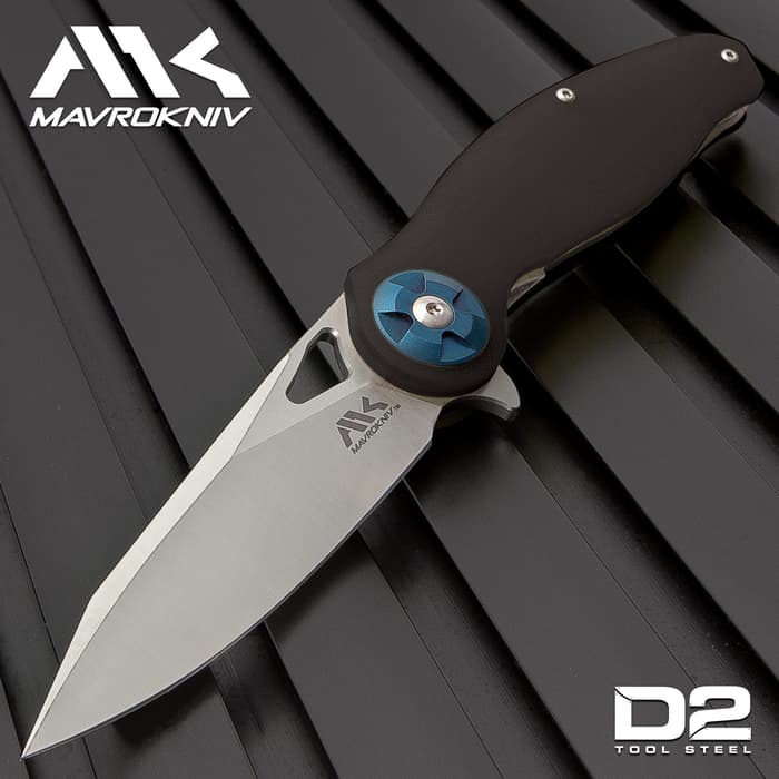 The Mavrokniv Black Spectre Pocket Knife is ready for anything!