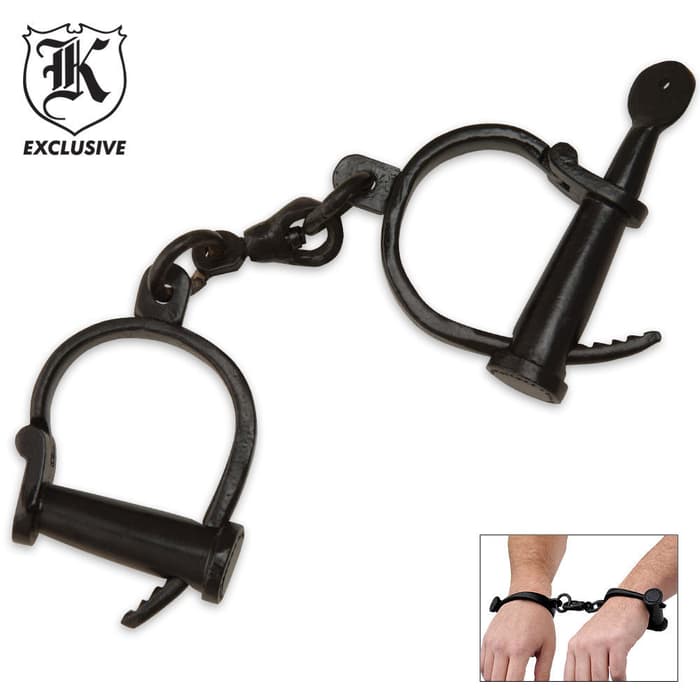 Functional Middle Ages Shackles Hand Cuffs Aged Appearance