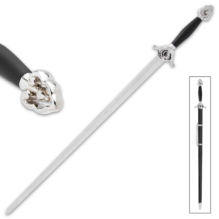 An exceptional showpiece, the Black Tai Chi Sword looks incredible when used in martial arts exhibitions