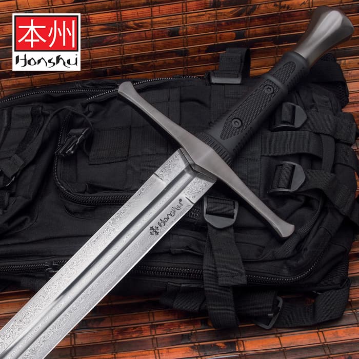 Honshu Damascus Broadsword With Sheath - Damascus Steel Blade, TPR Handle, Stainless Steel Pommel - Length 43 1/2”