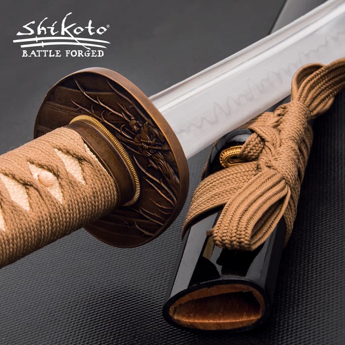 This Shikoto wakizashi was inspired by and is worthy of the warrior who fights in the shadows – the Ninja hidden in the night