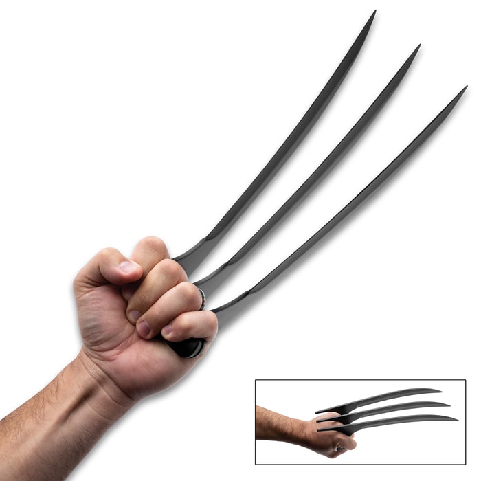 Black Wolverine Claw three, display-edged stainless steel blades.