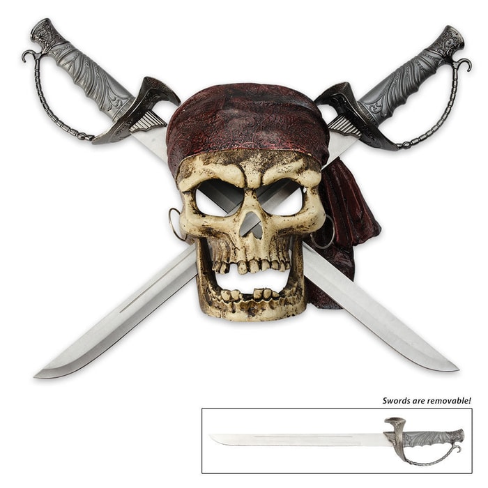 Pirate Skull Dagger Set and Wall Mount