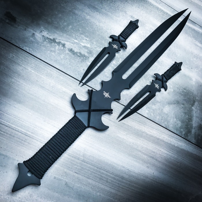 Fantasy Master Fang Clan 3-Piece Short Sword and Twin Dagger Set with Nylon Belt / Shoulder Sheath