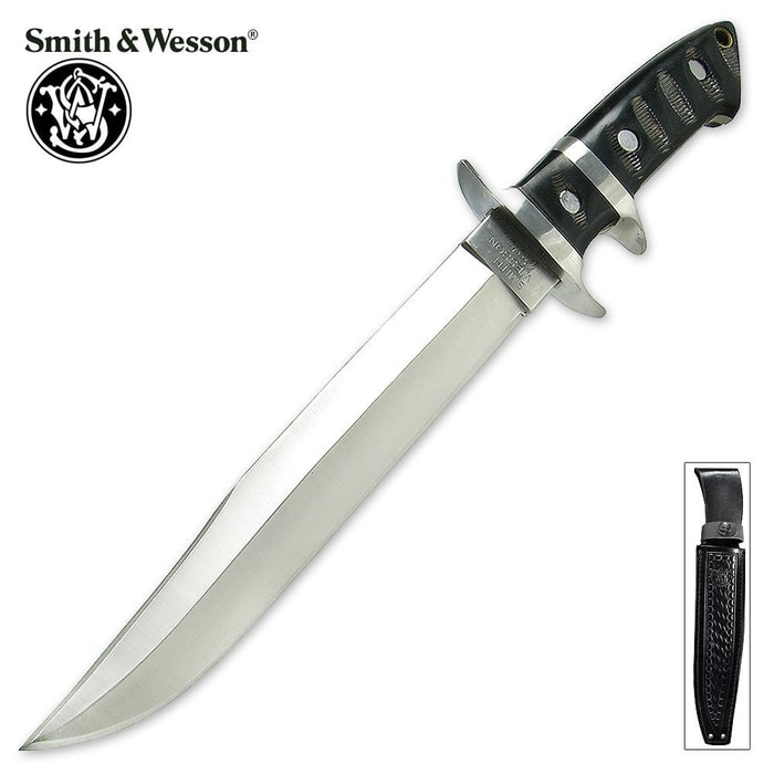 Smith & Wesson Large Buffalo Horn Knife with Sheath