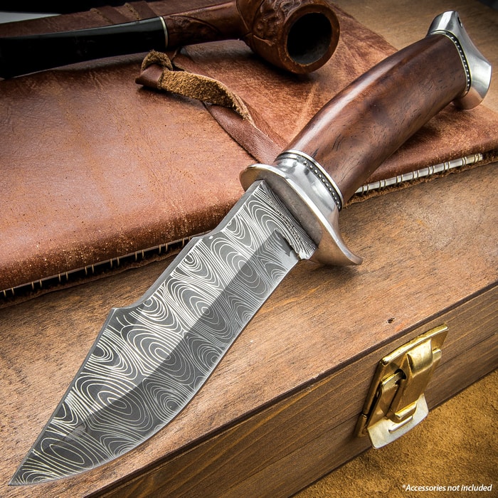 Timber Rattler Hidden Corral Skinner / Fixed Blade Knife with Nylon Sheath - DamascTec Steel Blade