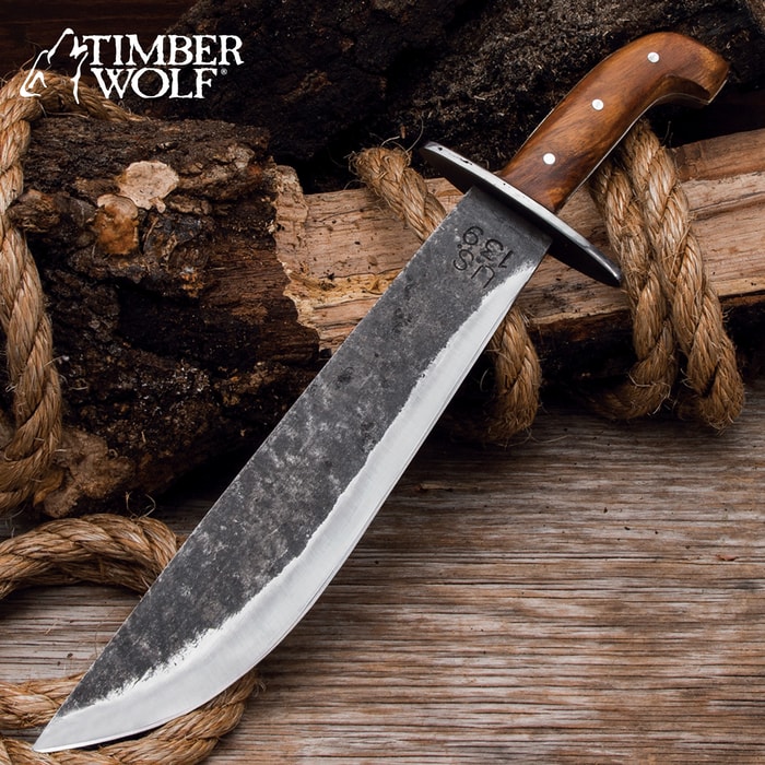 The Timber Wolf US 139 Survivor Knife is a complete beast you can count on in the woods, on the trail and out on your land