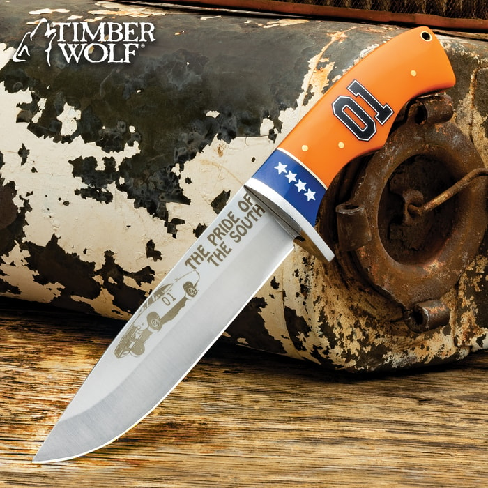 A full-length view of the Timber Wolf General Lee Knife