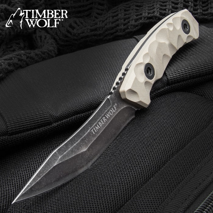 Perfectly suited for missions in the desert, the compact Desert Base Knife will blend-in with the terrain when you need to be discreet