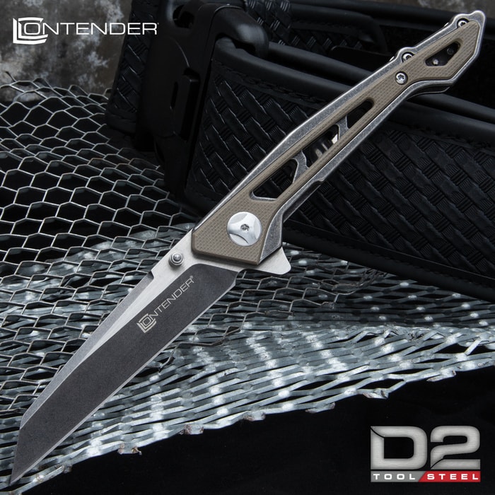Up to hard use, The Contender Engineer Tan Pocket Knife is a must-have addition to the tools and gear that you use on a daily basis