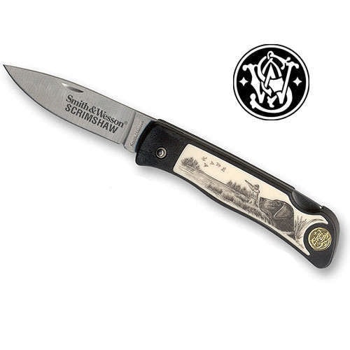 Smith & Wesson Hunter/Dog Scrimshaw Folding Knife