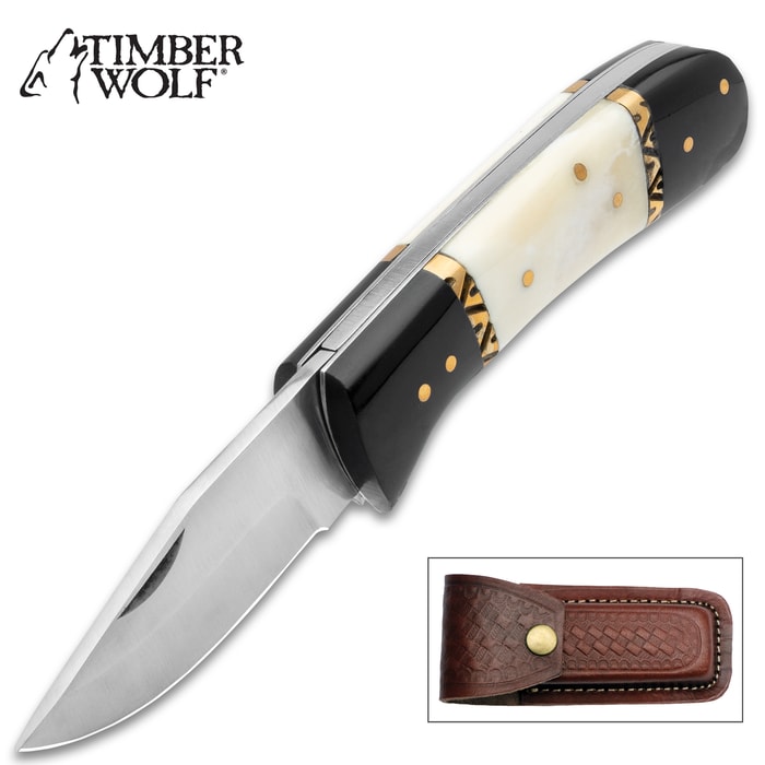 A veiw of the Timber Wolf Dodge City Pocket Knife fully-extended and in case