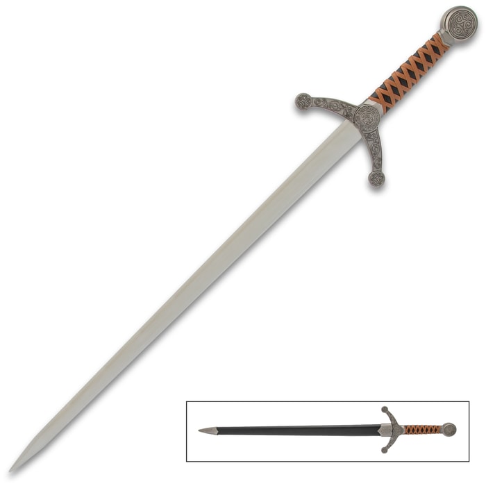 Full image of the Celtic Claymore Sword.